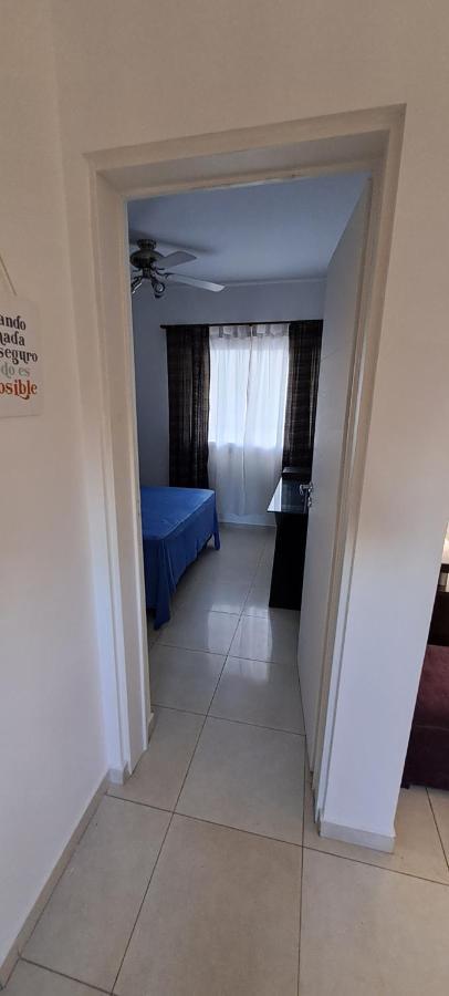 Departamento Temporario - Barrio San Isidro 维拉阿连德 外观 照片