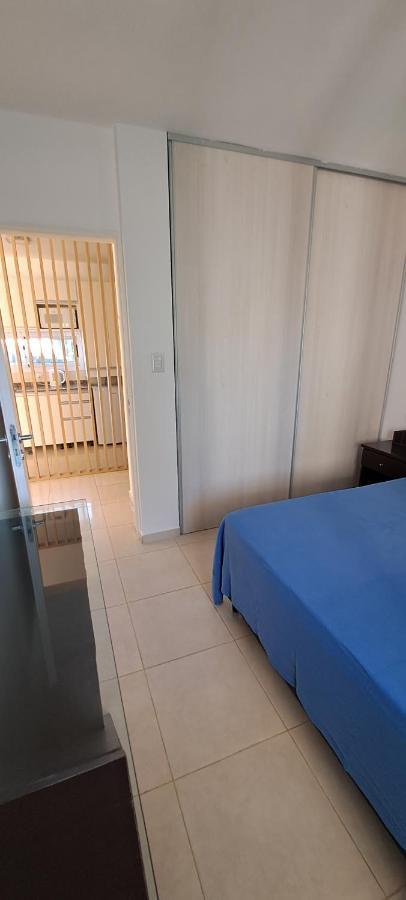 Departamento Temporario - Barrio San Isidro 维拉阿连德 外观 照片