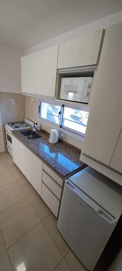 Departamento Temporario - Barrio San Isidro 维拉阿连德 外观 照片
