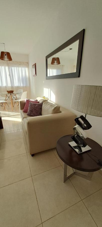 Departamento Temporario - Barrio San Isidro 维拉阿连德 外观 照片