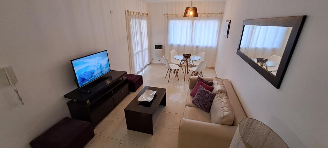 Departamento Temporario - Barrio San Isidro 维拉阿连德 外观 照片