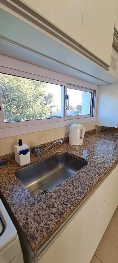 Departamento Temporario - Barrio San Isidro 维拉阿连德 外观 照片