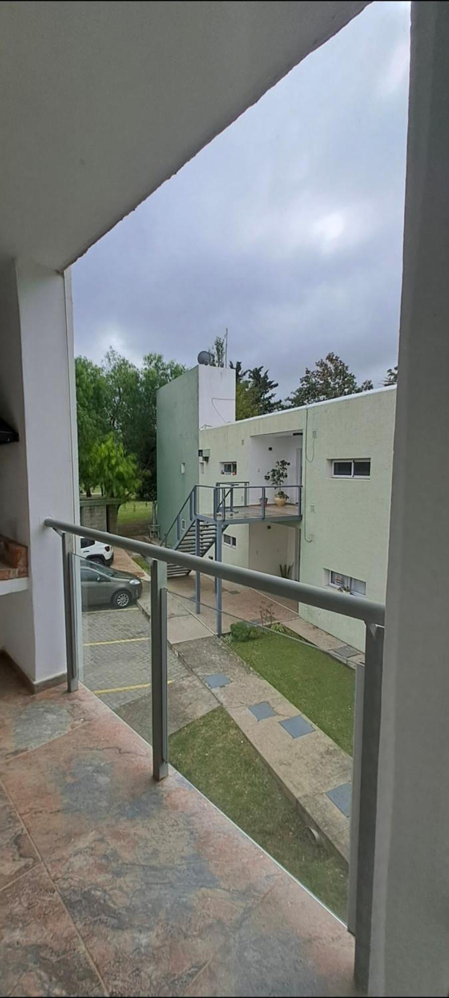 Departamento Temporario - Barrio San Isidro 维拉阿连德 外观 照片