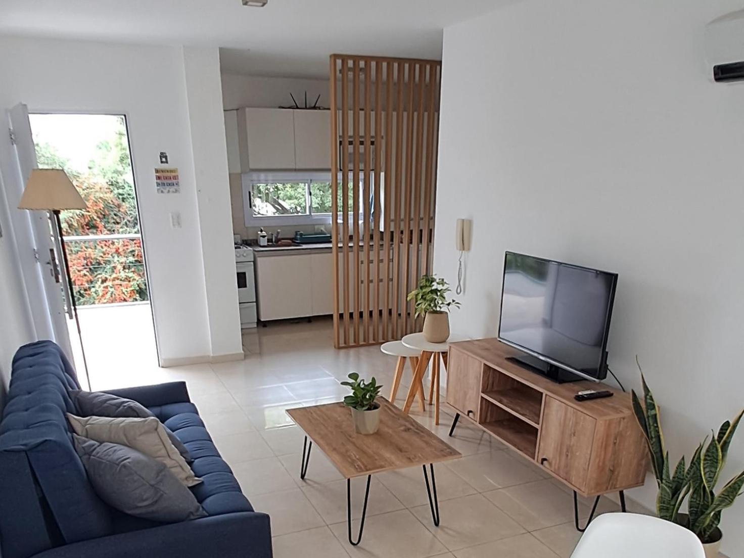 Departamento Temporario - Barrio San Isidro 维拉阿连德 外观 照片